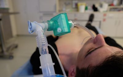 Lower or Higher Oxygenation Targets for Acute Hypoxemic Respiratory Failure